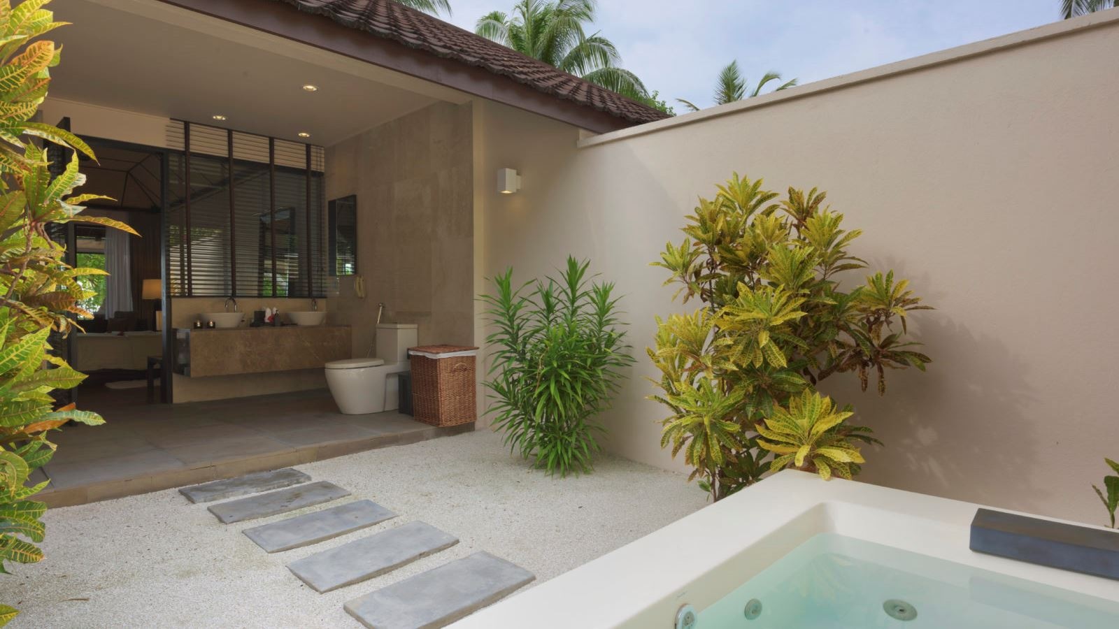 rooms-beach-villa