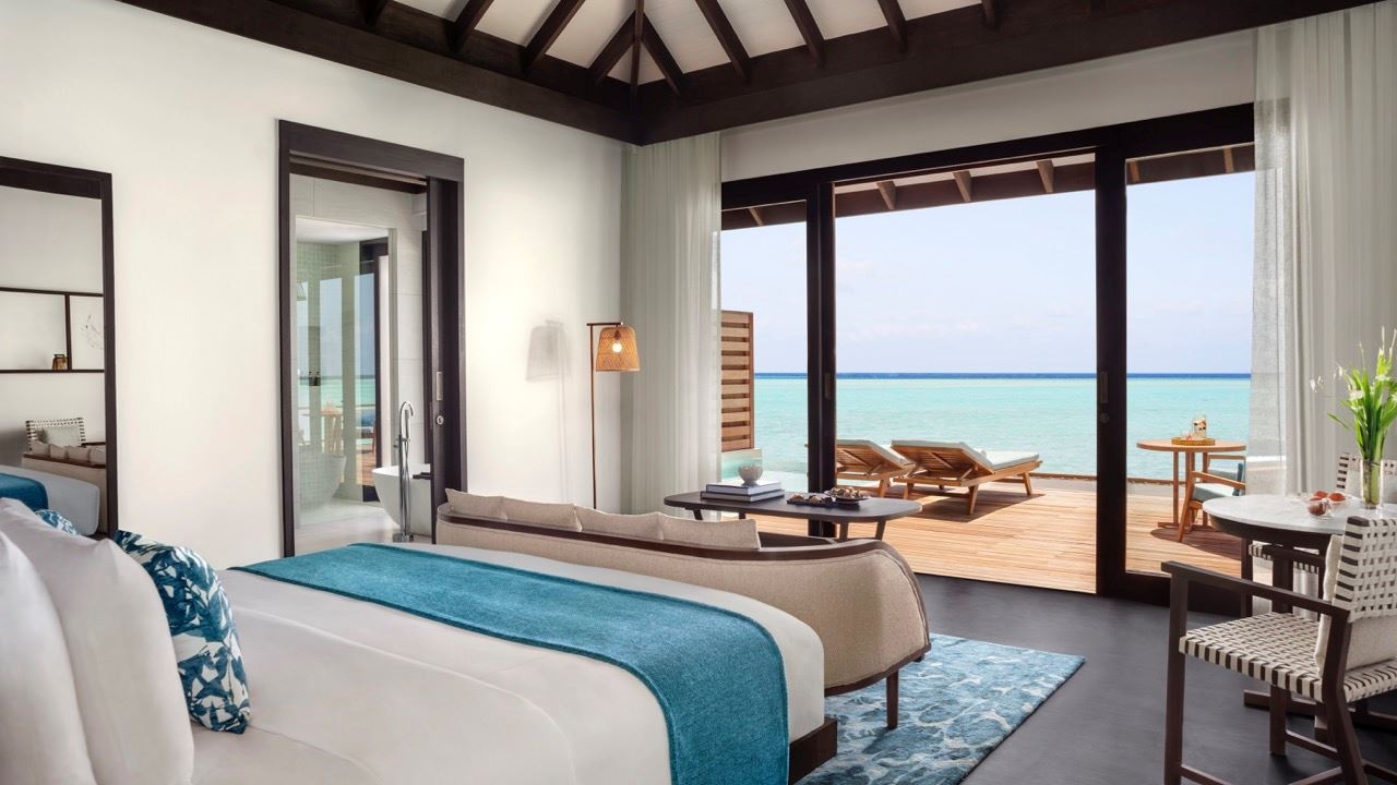 rooms-deluxe-over-water-pool-villa