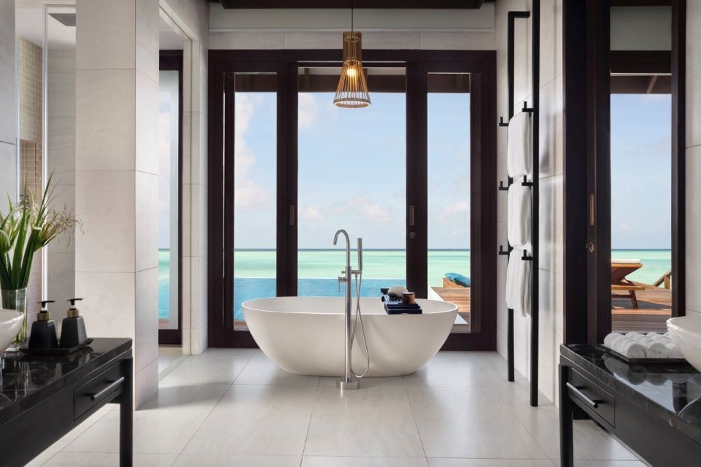 rooms-deluxe-over-water-pool-villa