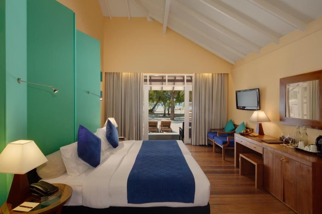 rooms-two-bedroom-family-beach-villa