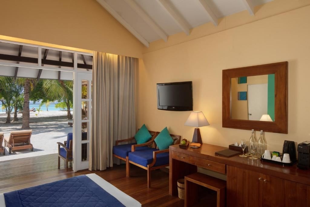 rooms-two-bedroom-family-beach-villa