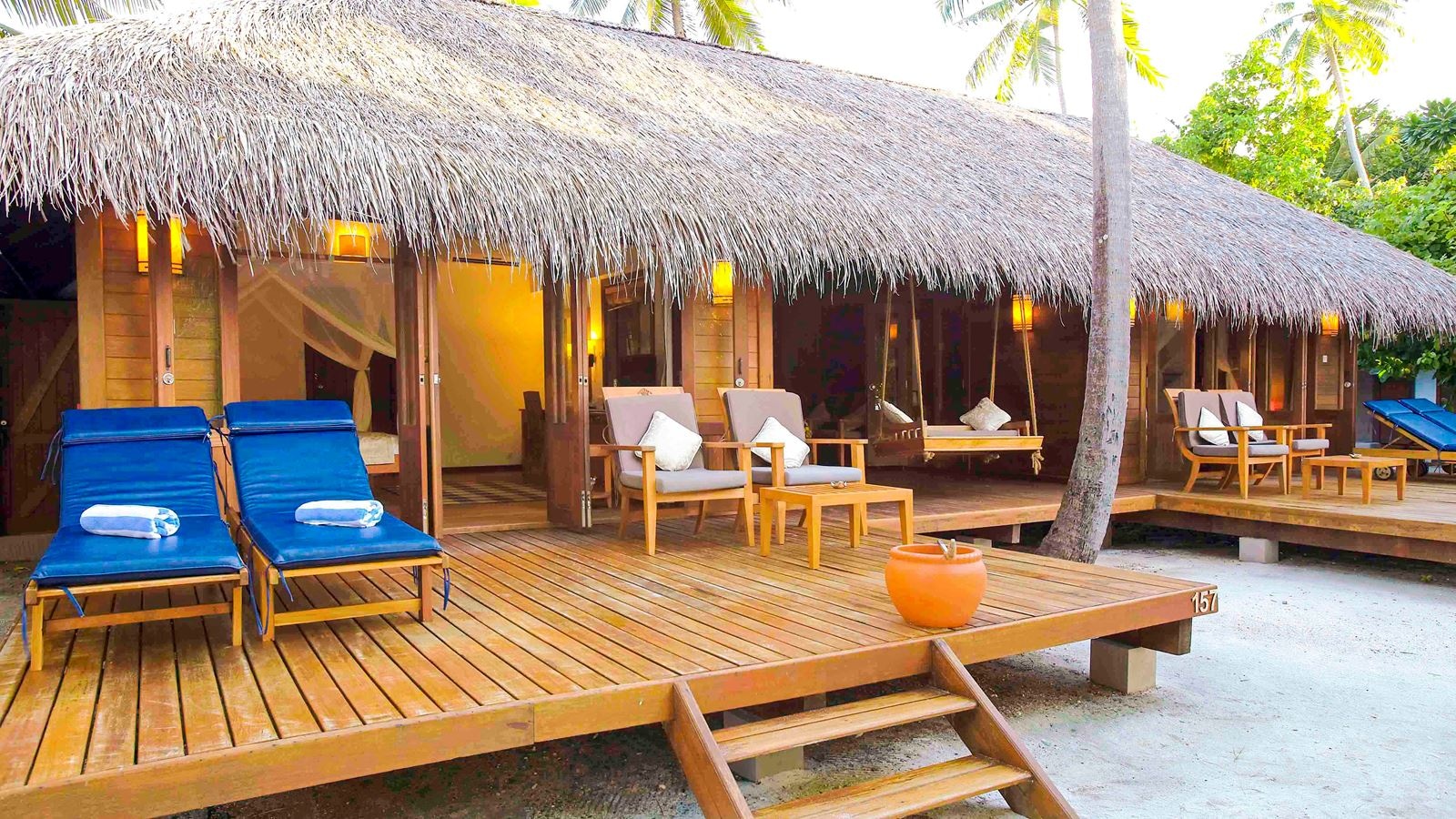 rooms-beach-villas-suites