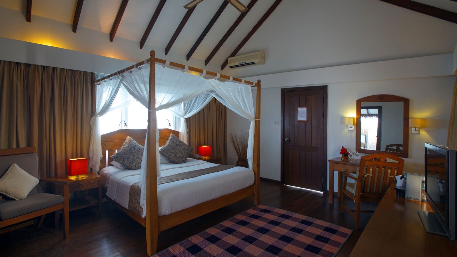 rooms-beach-villas-suites