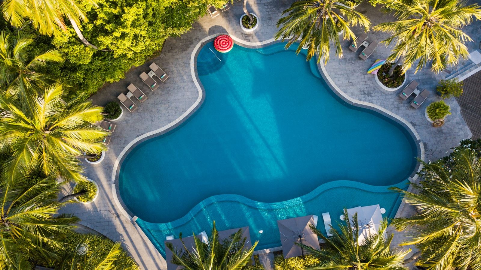 pools-outdoor-pool