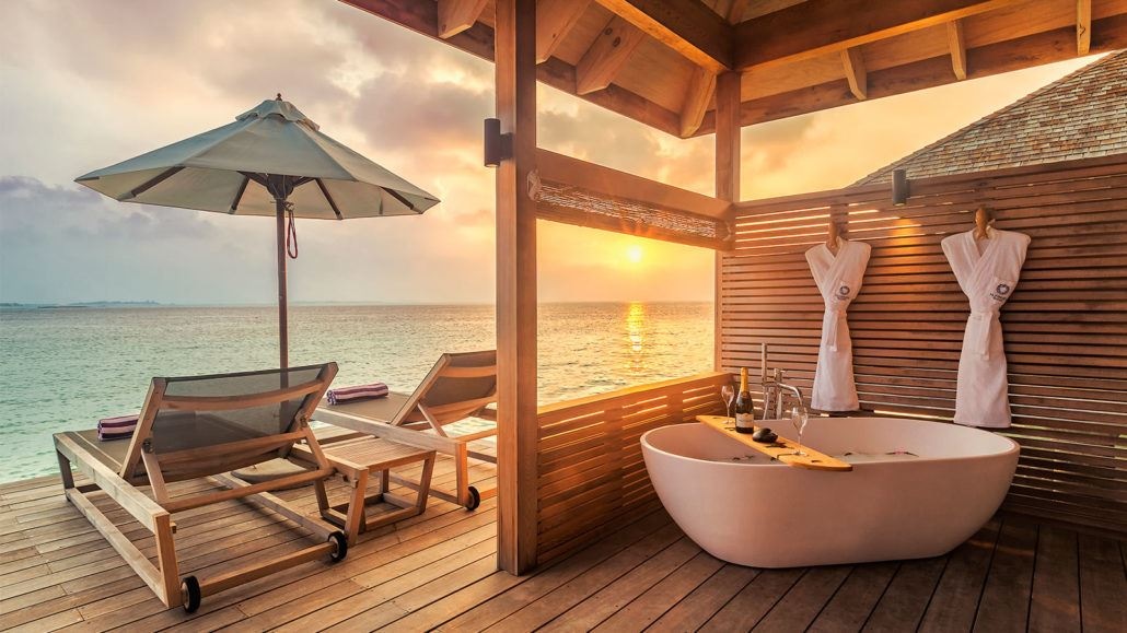 rooms-romantic-ocean-villa