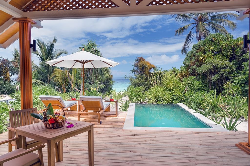 rooms-beach-villa-with-pool