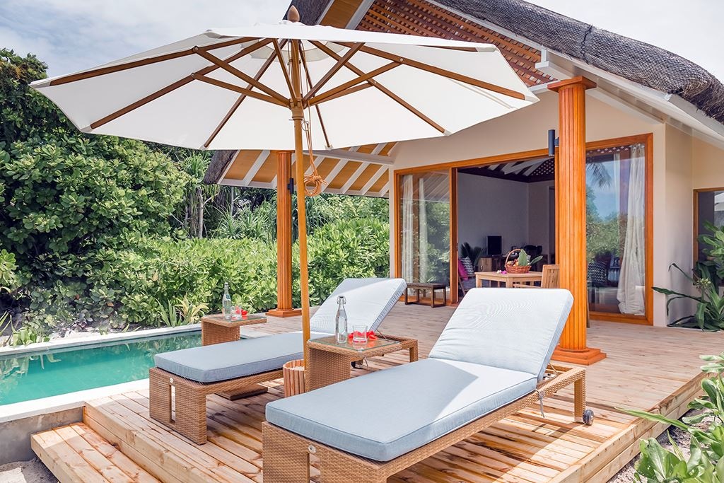 rooms-beach-villa-with-pool