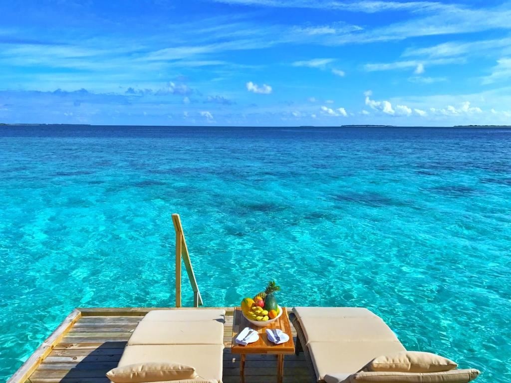 rooms-water-villa