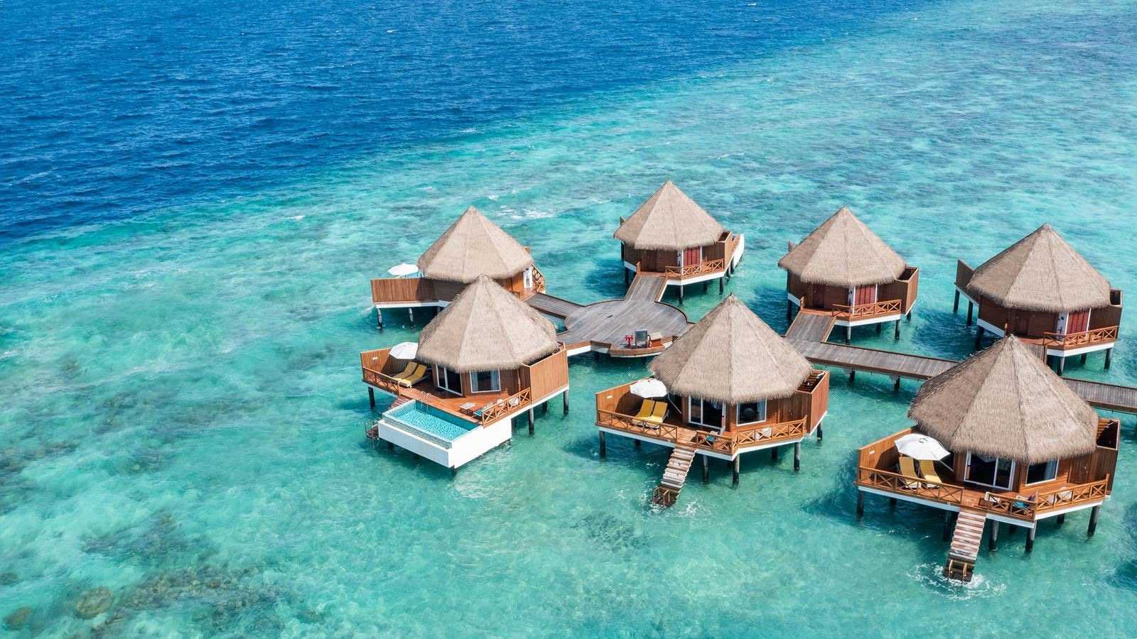 rooms-over-water-sunrise-pool-villa