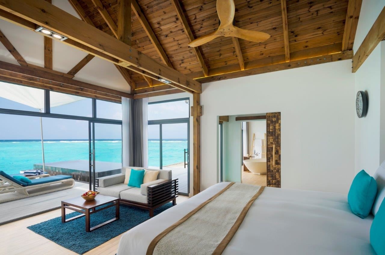 rooms-overwater-pool-villa-ocean