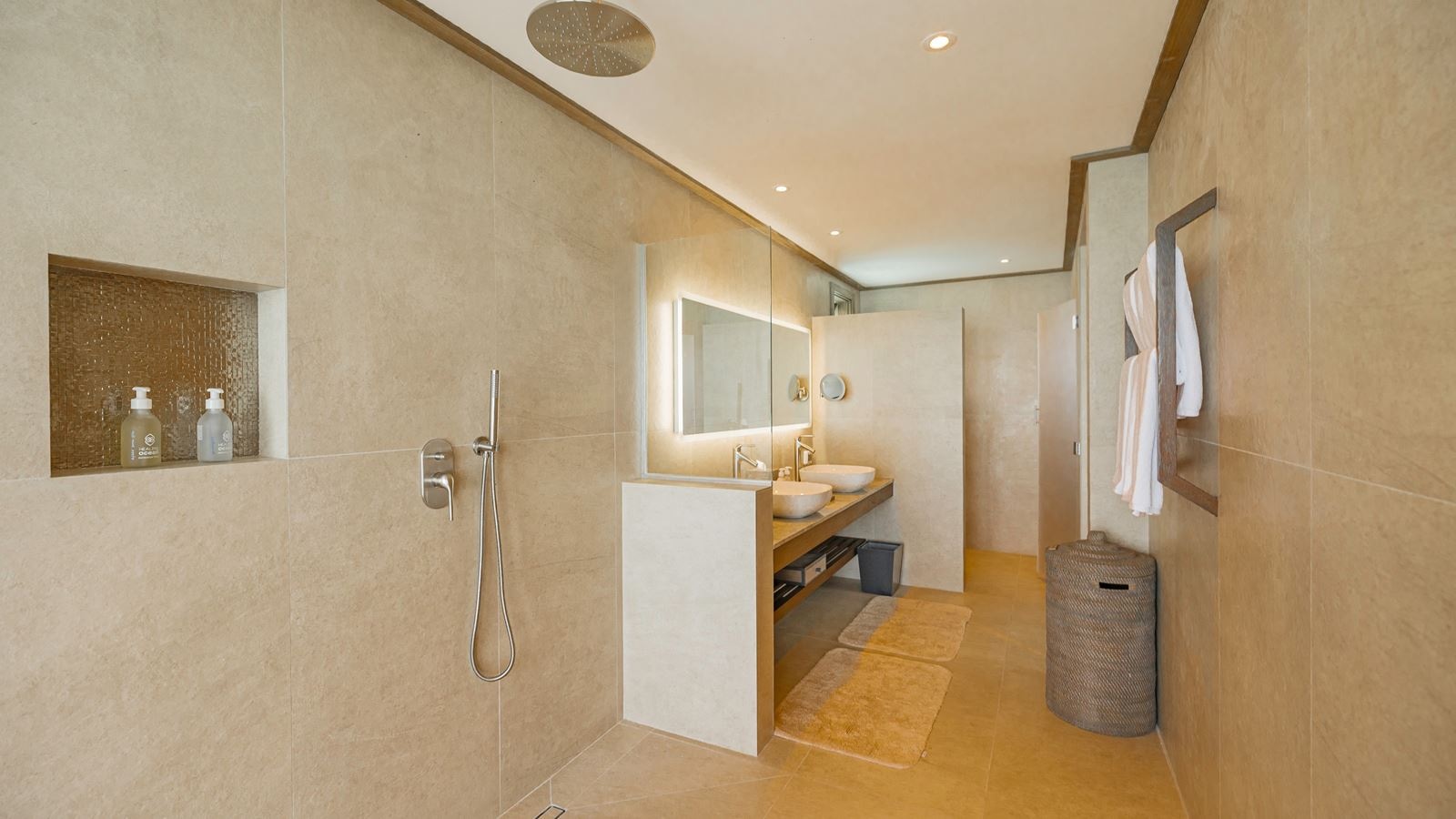 rooms-ocean-pool-villa