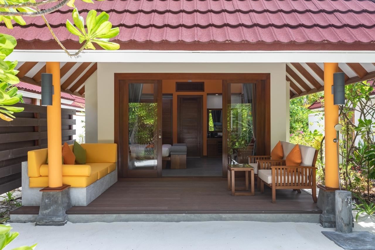 rooms-sunrise-beach-villa