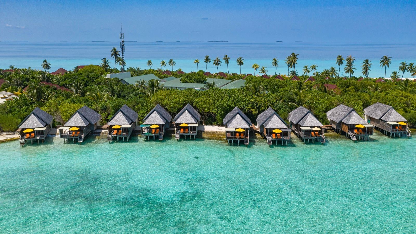rooms-semi-water-villa