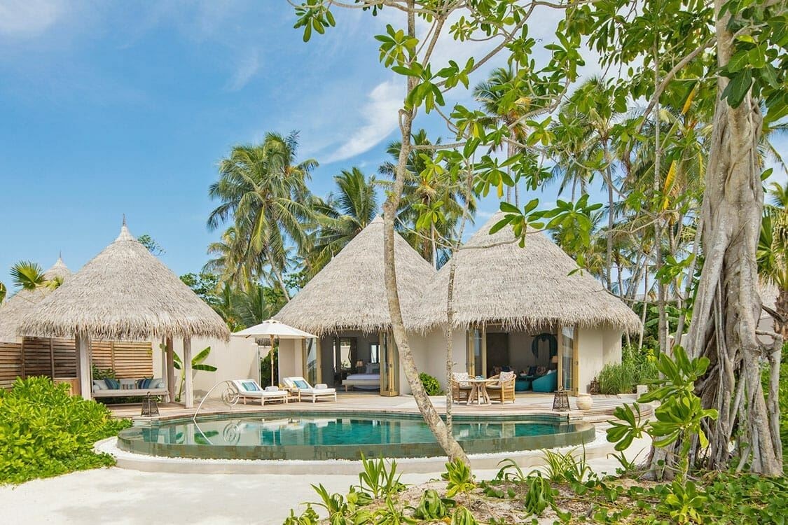 rooms-beach-house-with-private-pool