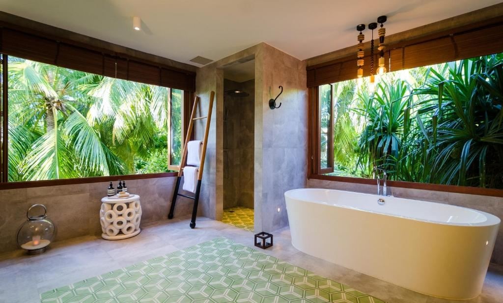 rooms-treetop-pool-villa