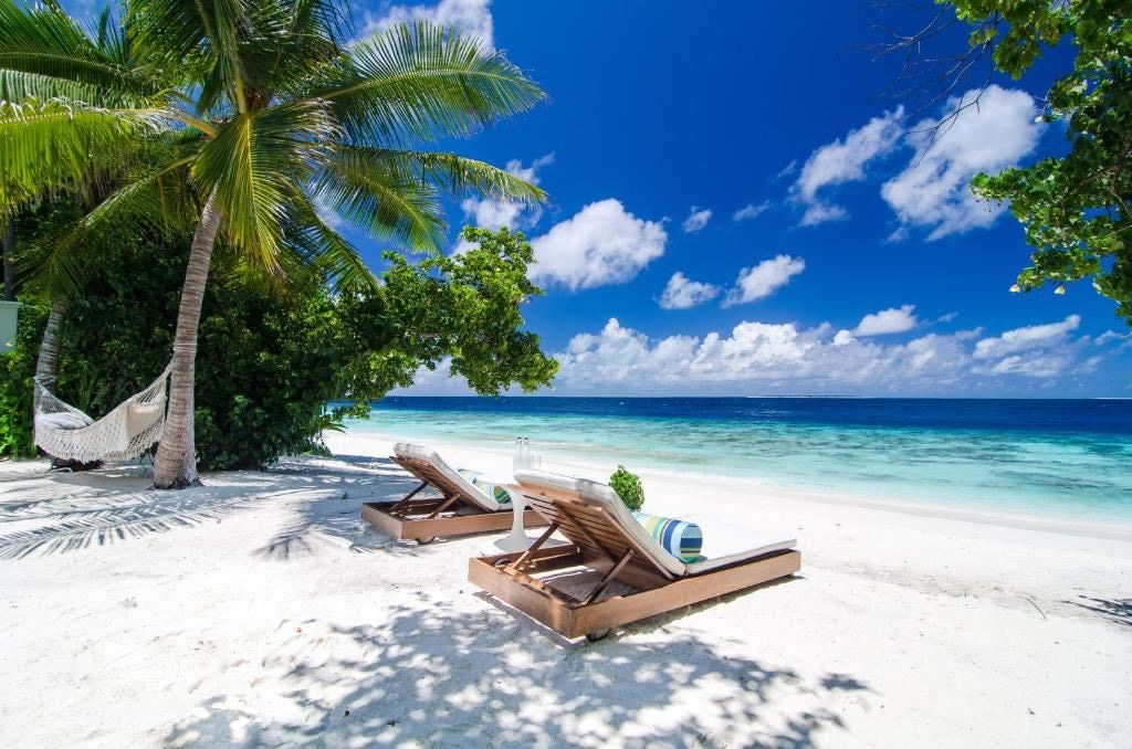 rooms-two-bedroom-beach-pool-villa