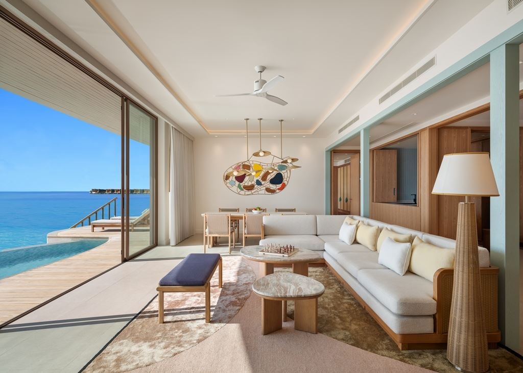 rooms-threebedroom-sunset-overwater-pool-residence