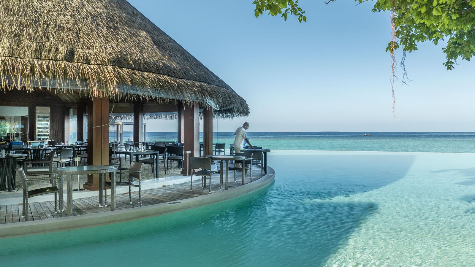 pools-outdoor-pool