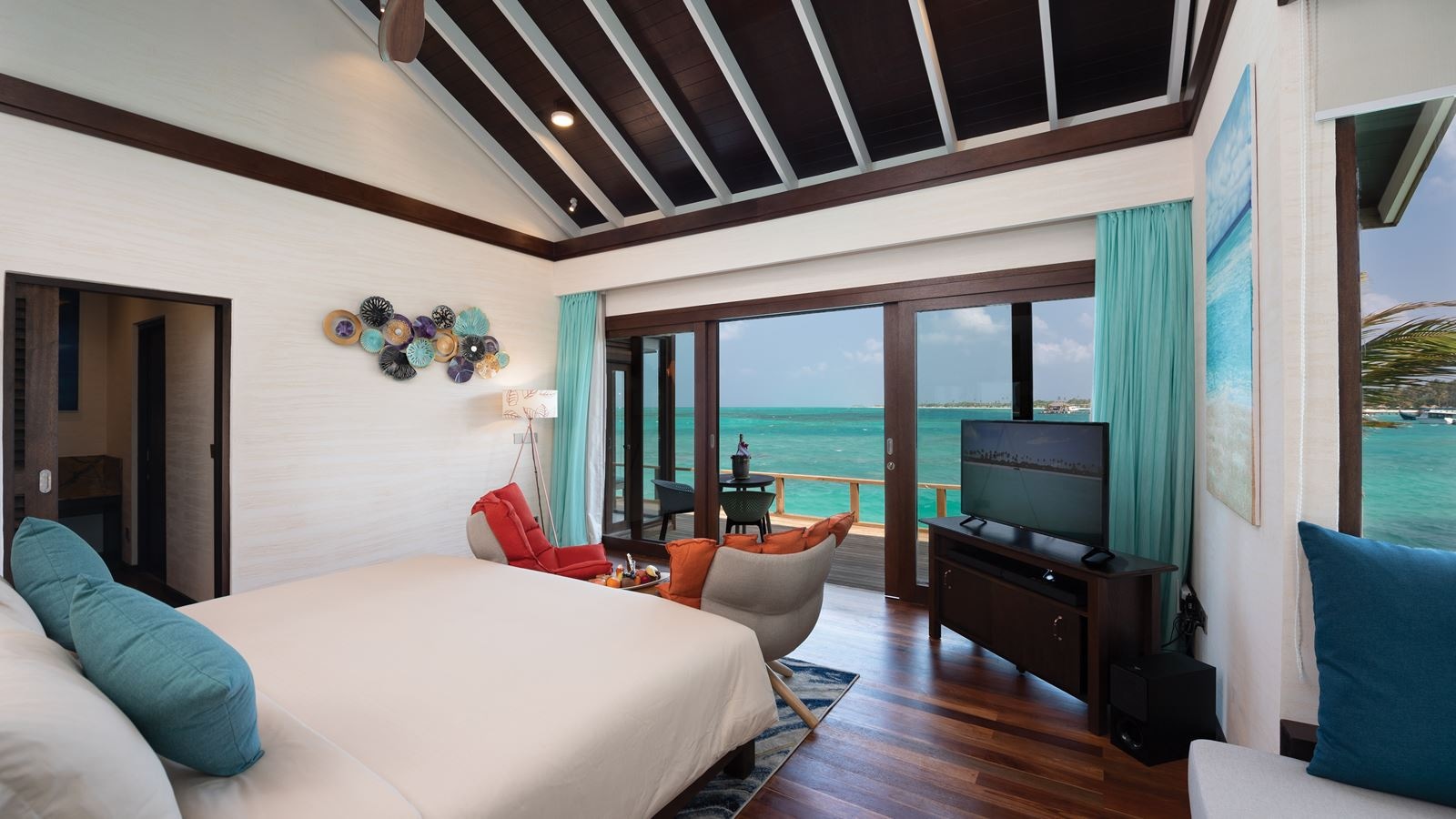 rooms-water-villa