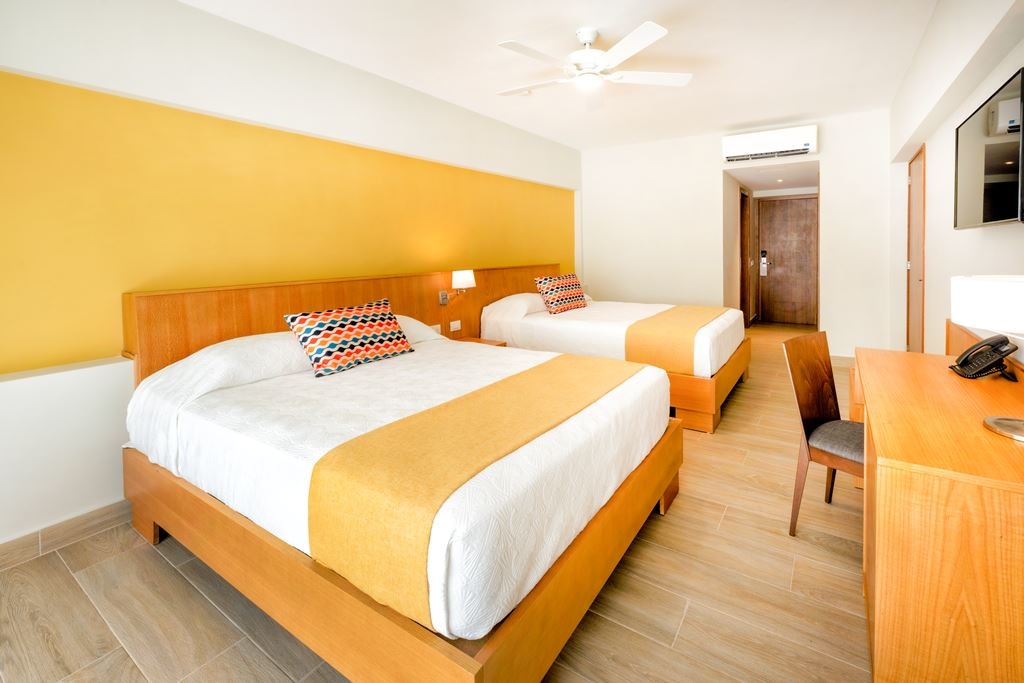 rooms-deluxe-double-room
