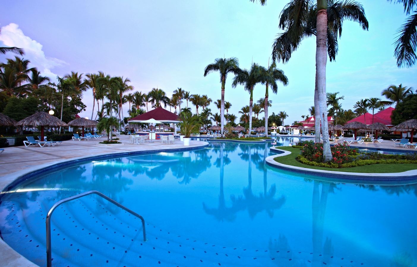 pools-outdoor-pool