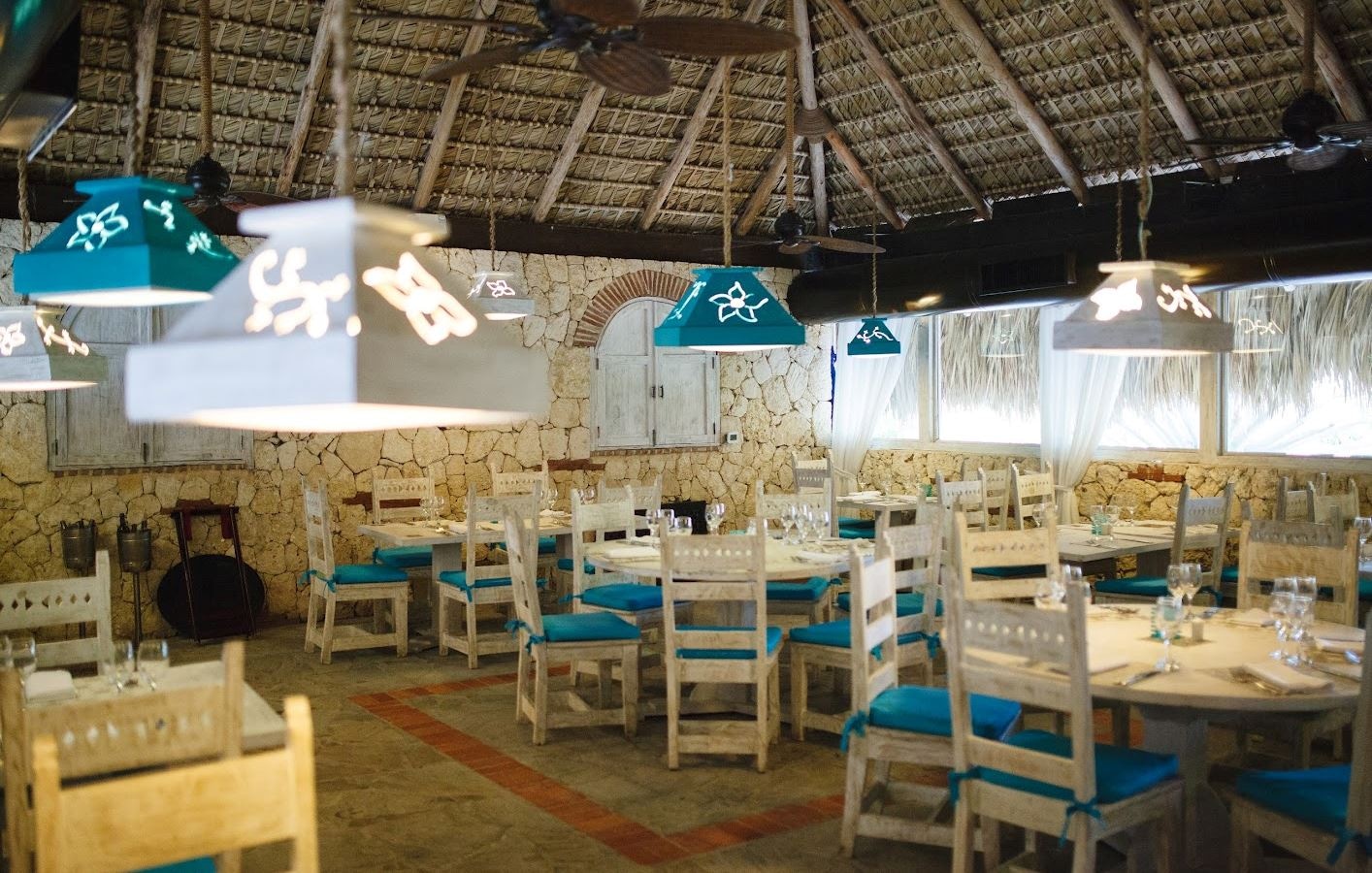 restaurants-