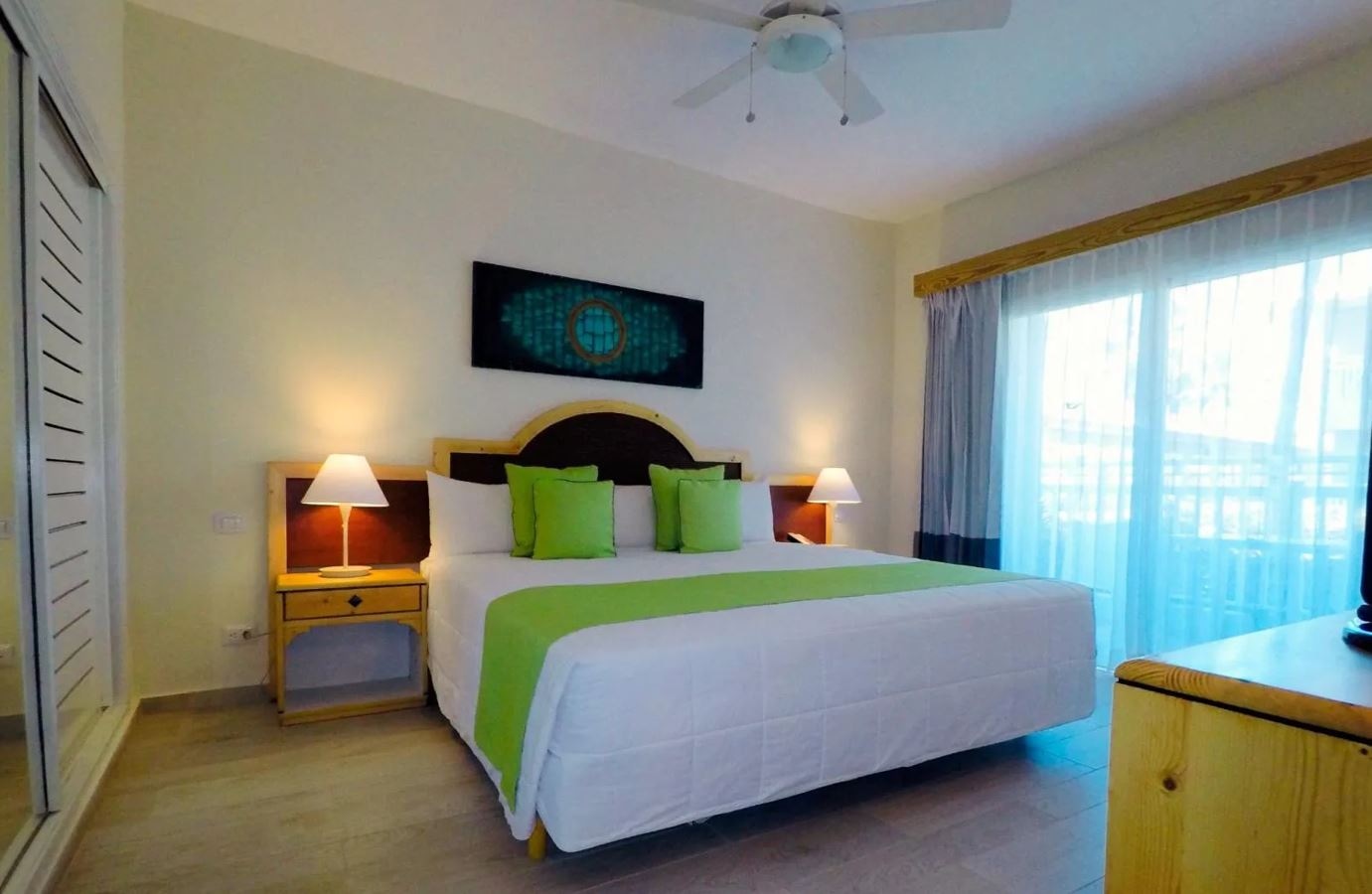 rooms-promo-room