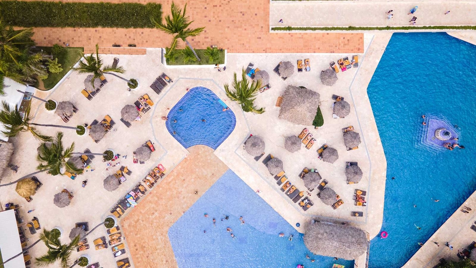 pools-outdoor-pool