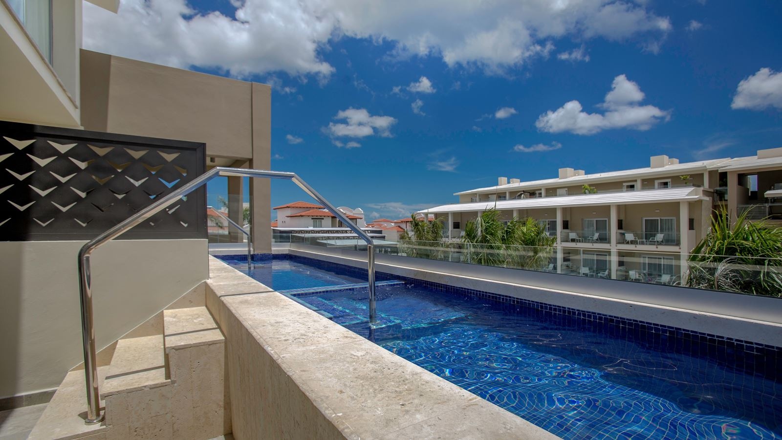 rooms-duplex-suite--swimming-pool