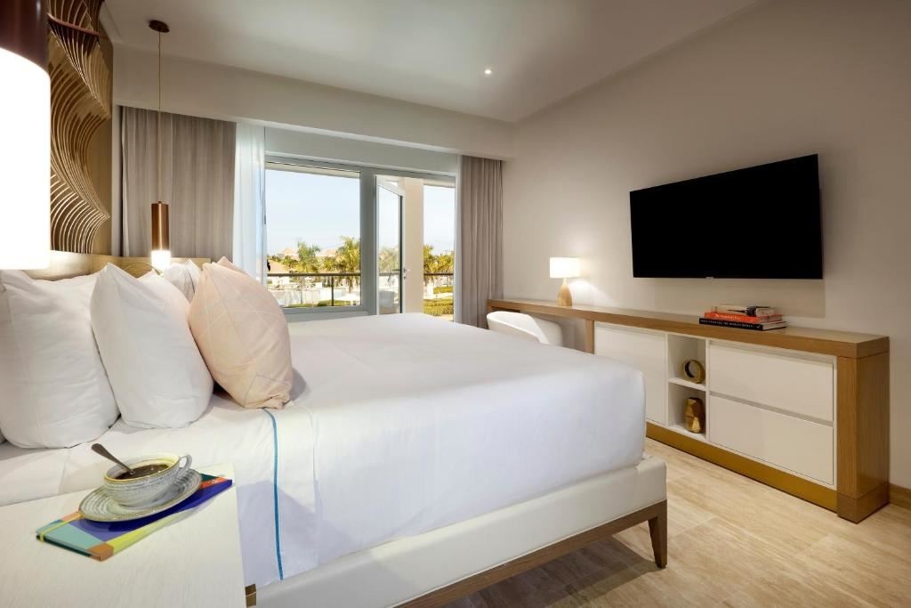 rooms-master-suite