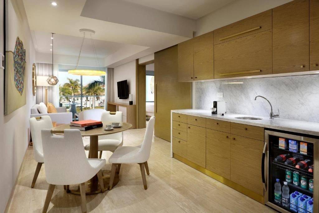 rooms-family-concierge-suite