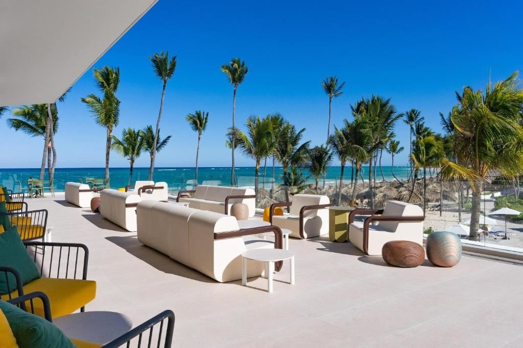 bars-beach-house--rooftop