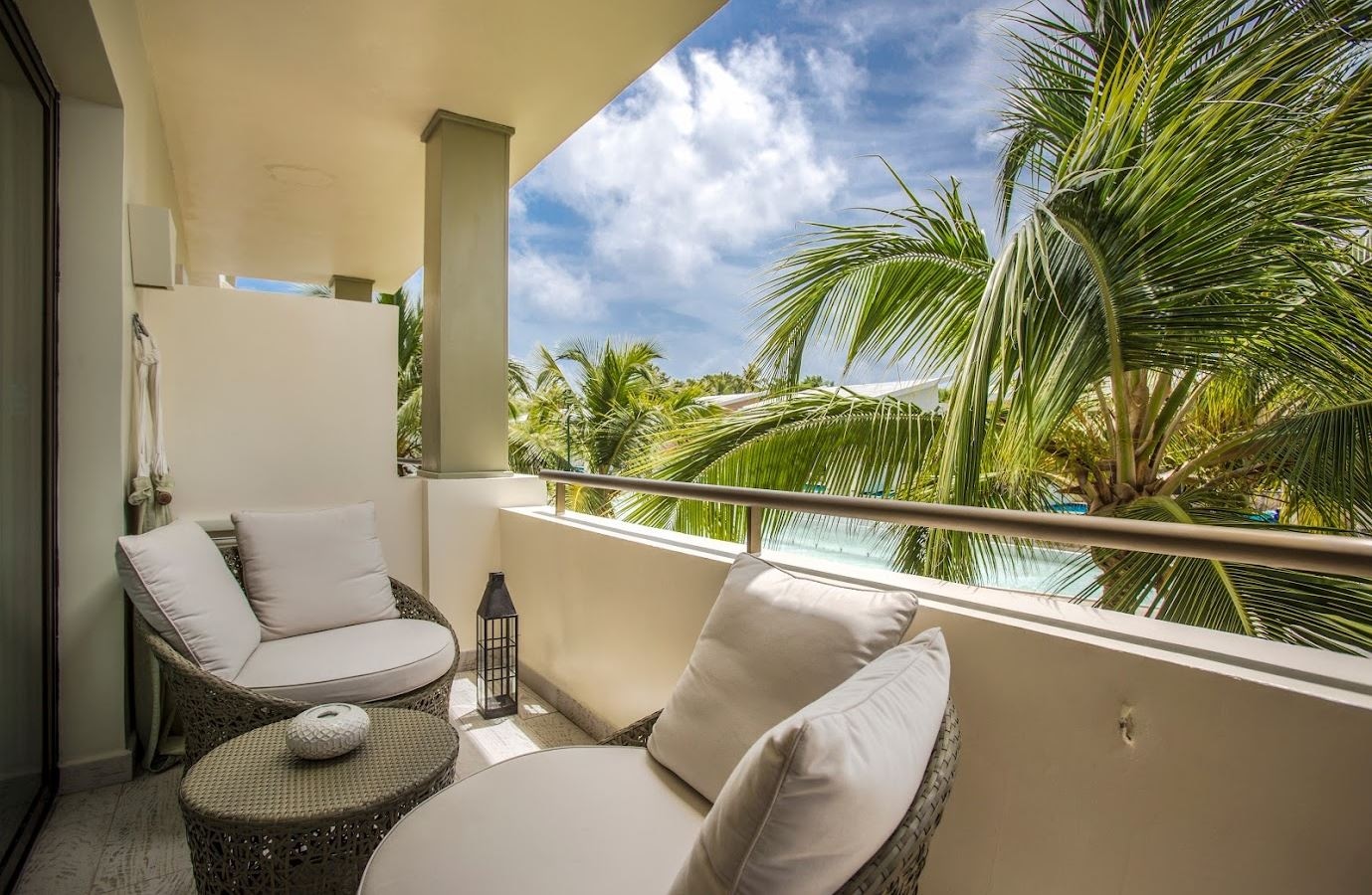 rooms-privileged-romance-deluxe-junior-suite
