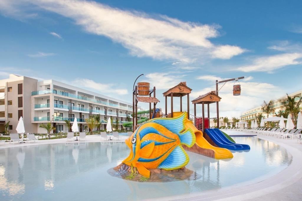 water-park-main-building
