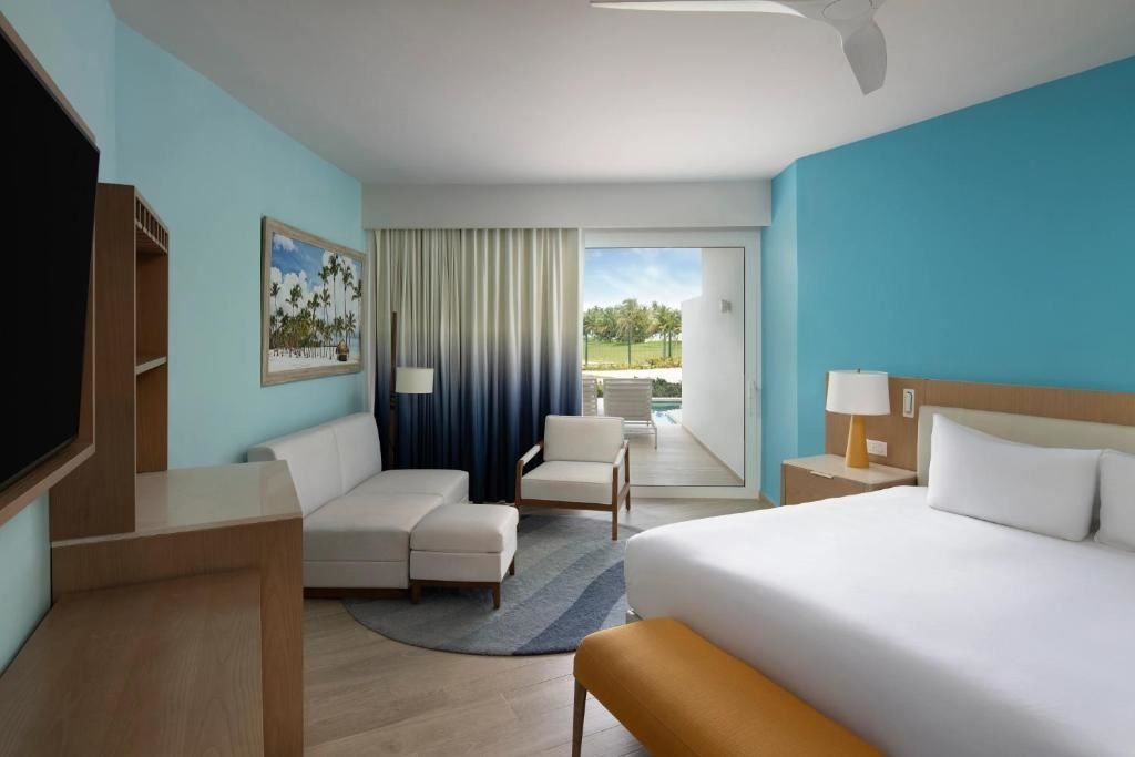 rooms-preferred-club-deluxe-swimout