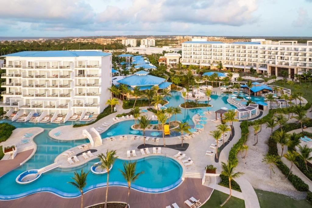 pools-outdoor-pool