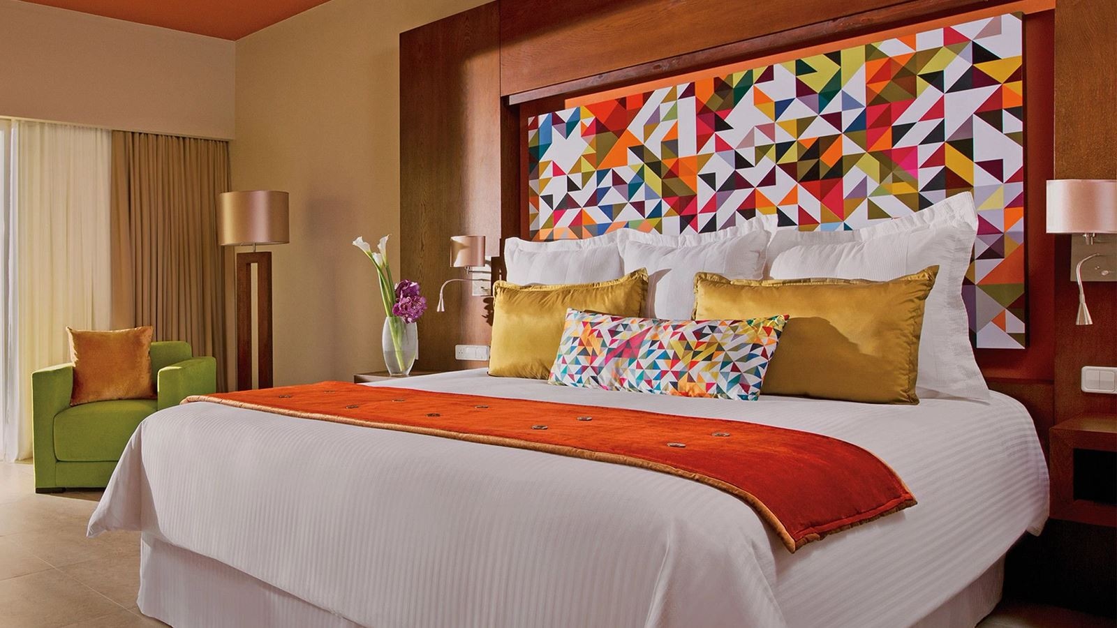 rooms-xhale-club-junior-suite-tropical-view