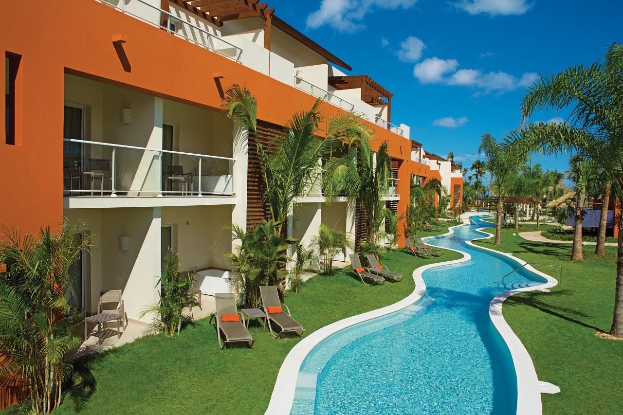 rooms-allure-junior-suite-swim-up