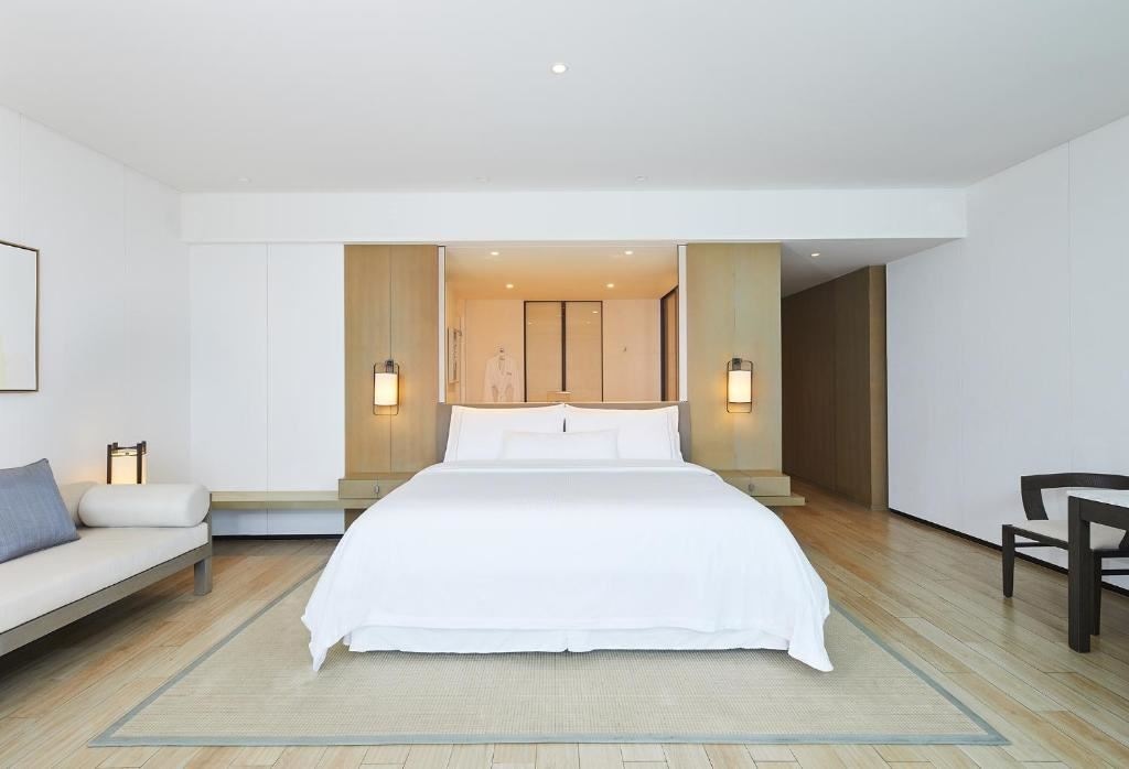 rooms-deluxe-ocean-room