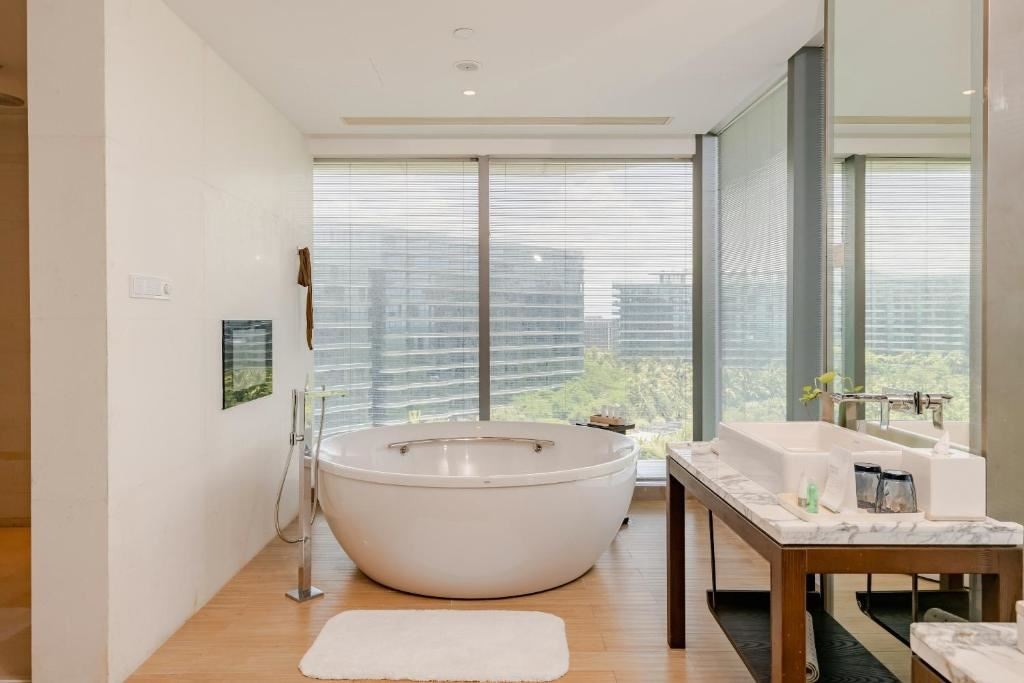rooms-deluxe-suite