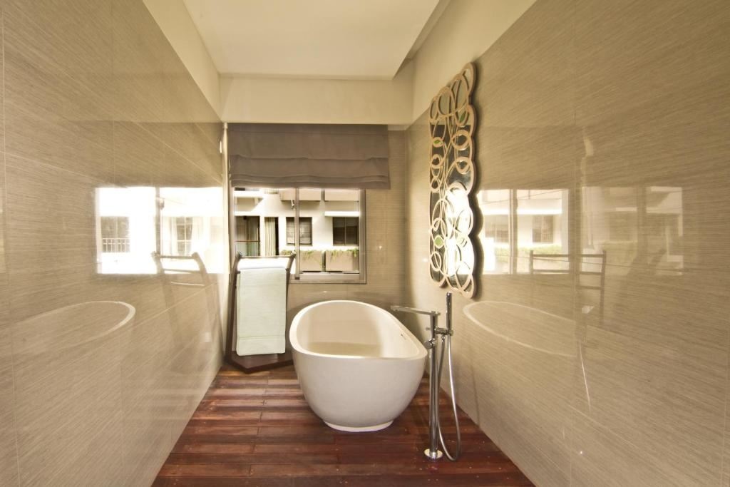 rooms-deluxe-room