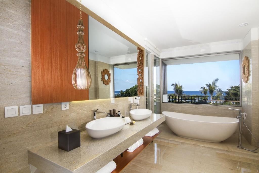 rooms-one-bedroom-suite-ocean-view