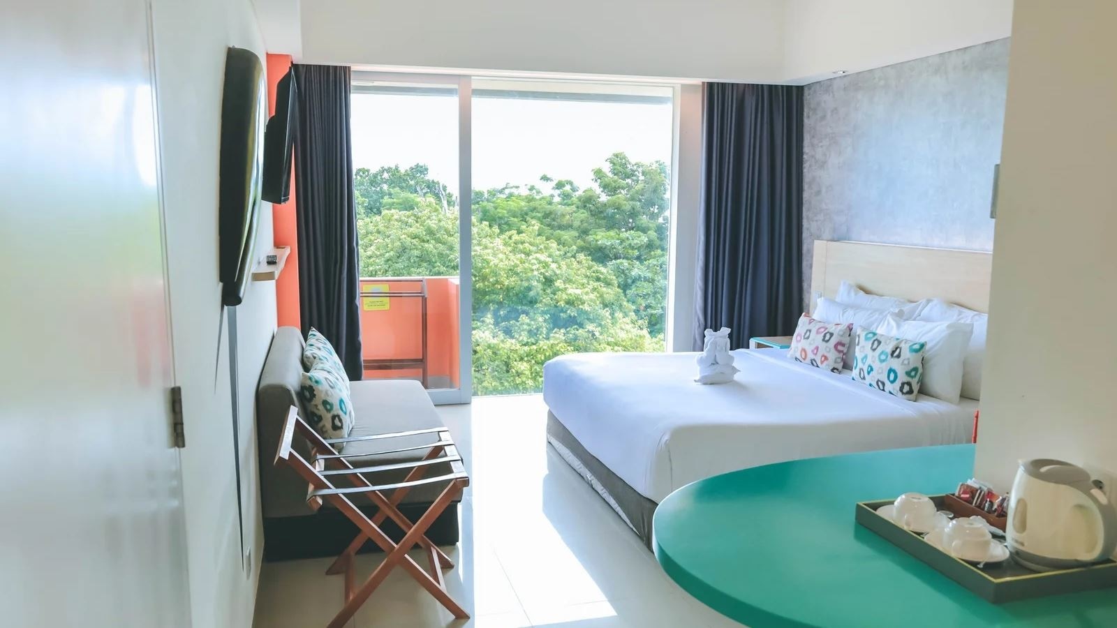 rooms-deluxe-room