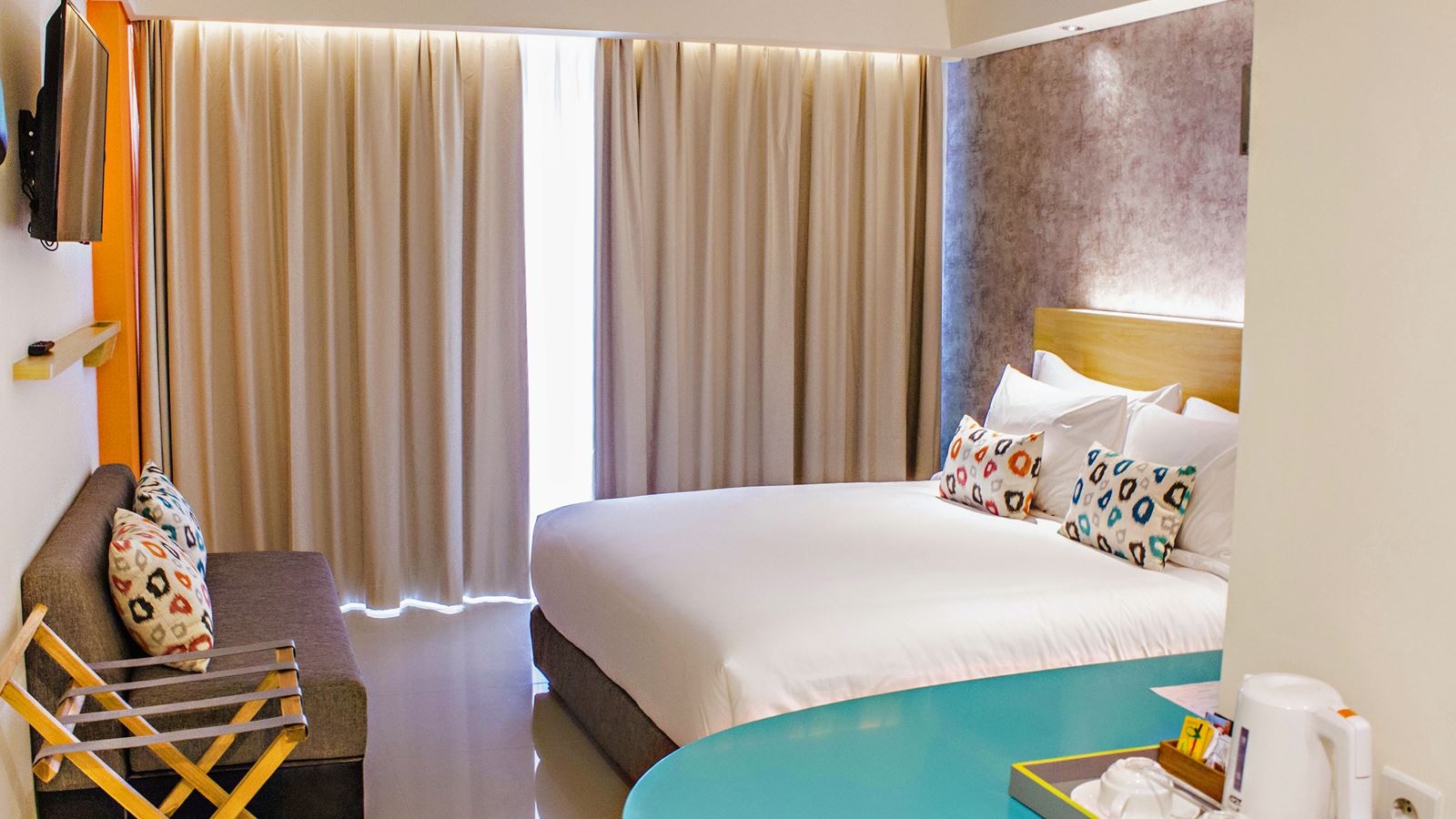rooms-deluxe-room