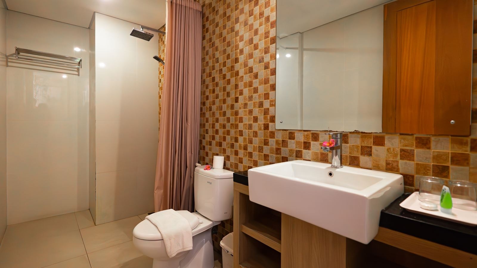 rooms-deluxe-garden-view