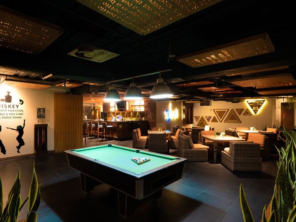 bars-splash-bar