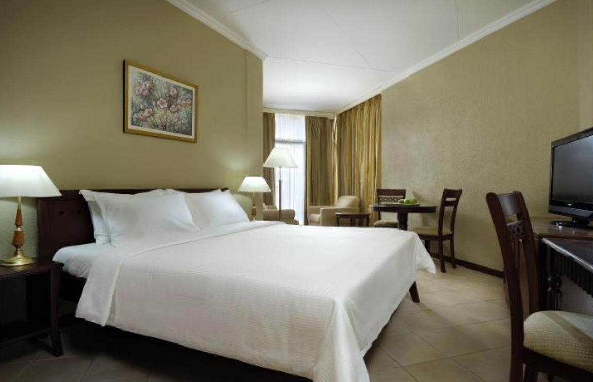 rooms-superior-room