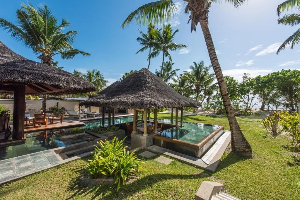 rooms-two-bedroom-pool-villa