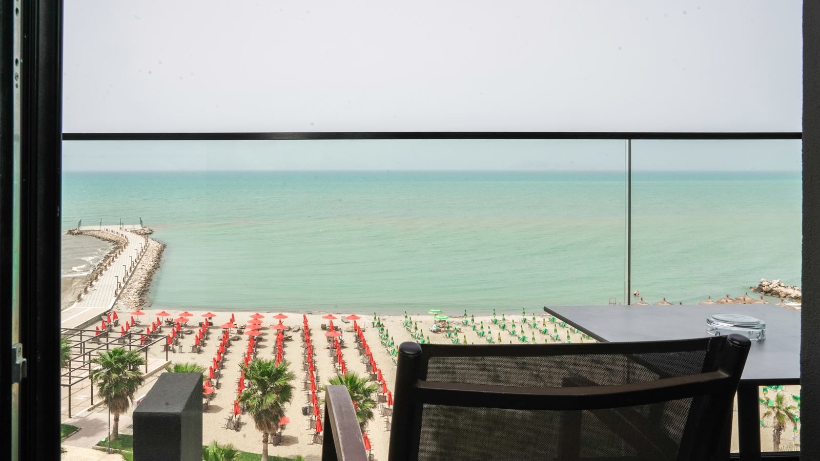 rooms-double-standard-room-seaview-balcony