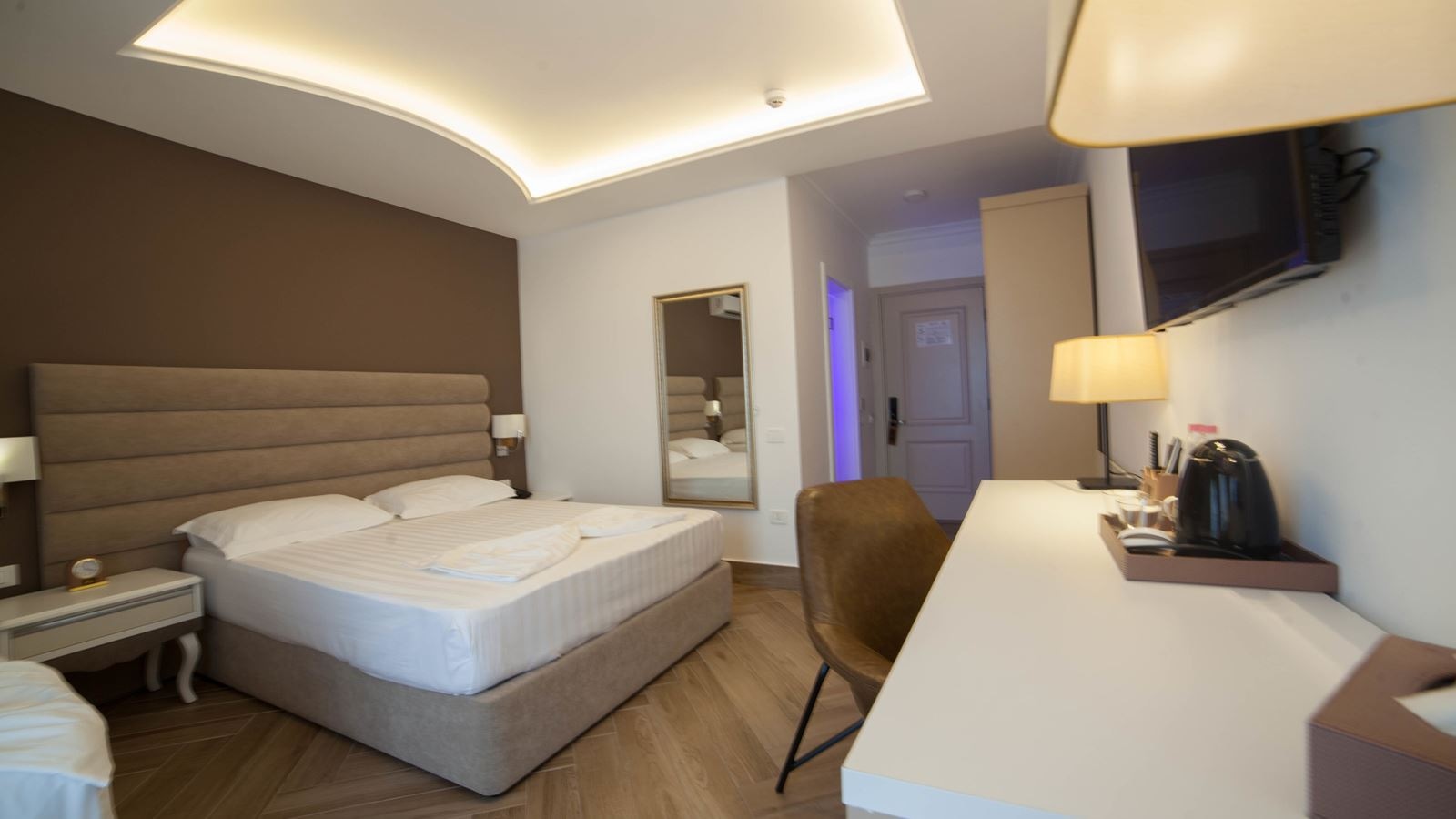 rooms-singleuse-deluxe-room